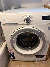 Lavatrice electrolux 1200 giri leggere descrizione