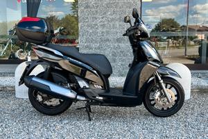 Kymco People GT 300