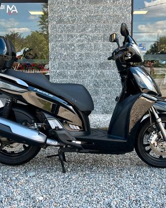 Kymco People GT 300