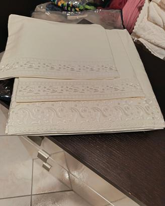lenzuola matrmoniale con federe Trussardi home