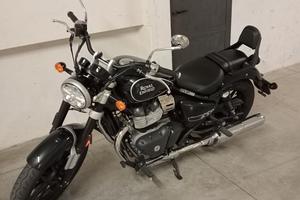 Super Meteor 650.. super accessoriata!