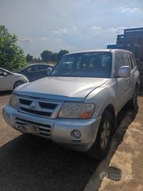 Mitsubishi Pajero anno 2006 ricambi usati