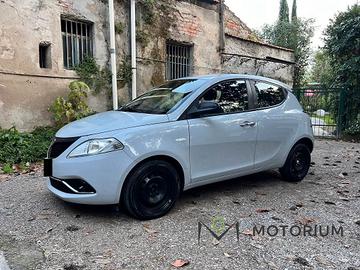 Lancia Ypsilon 5 Porte Ypsilon 1.2 Silver ecochic