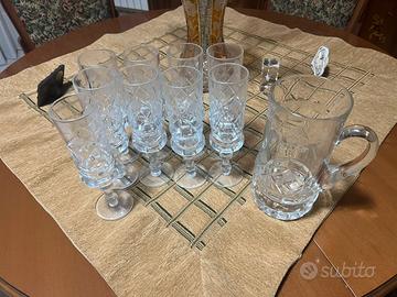 Set di 9 bicchieri da liquore + caraffa