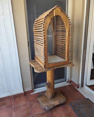 voliera in legno realizzata da Romano 