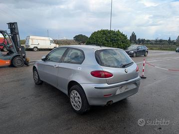 ALFA ROMEO 147 937 1.6 16V T.SPARK -ricambi