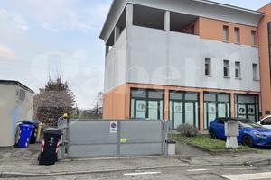 Box/Posto auto Parma [GarageViaPizzarelliVRG] (Fog