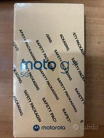 Motorola Moto G35 5G nuovo impacchettato