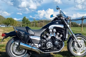 vmax1200