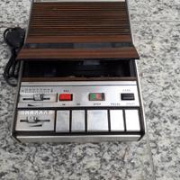 registratore a cassette grundic
