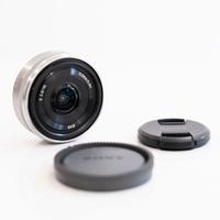 SONY 16 Mm F2.8, Mirrorless APS-C