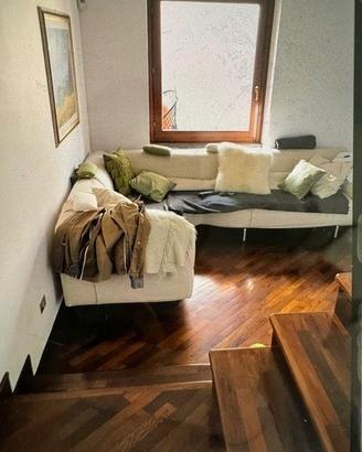 DIVANO ANGOLARE CASSINA MOD. MET
