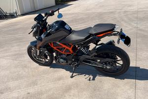 Ktm duke 390