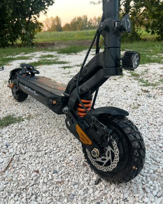 KuKirin G2 Master 2000W Doppio Motore + Accessori