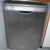 Lavastoviglie Ariston