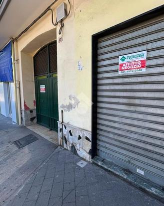 NEGOZIO A AFRAGOLA