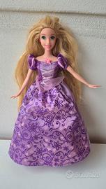 Rapunzel Disney Princess Mattel 2011 cod. W2190