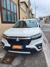  Suzuki Scross all grip del febbraio 2025 top