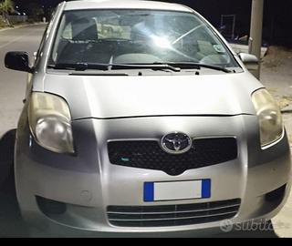 Toyota Yaris navi 2008
