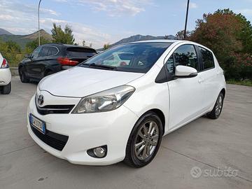 TOYOTA Yaris 1.4D 90CV - NEOPATENTATI