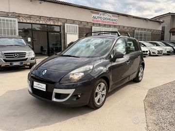 Renault Scenic Scénic X-Mod 1.5 dCi 110CV Luxe