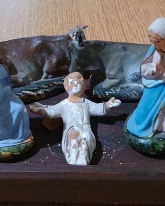 presepe antico  di gesso dipinto a mano