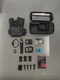 GoPro Hero 8 con pellicole + Accessori