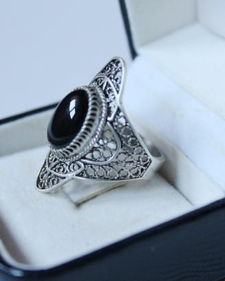 Anello filigrana in argento e Onice nera