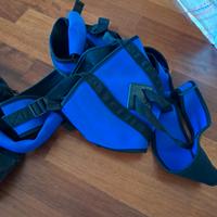 marsupio per piscina