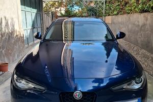 Alfa Romeo Giulia Sport Edition