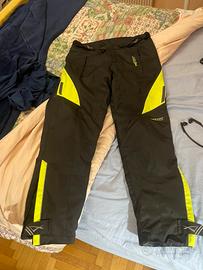 Pantaloni moto