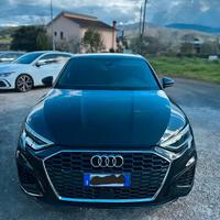 Audi A3 sportbak Sline 150cv automatica.