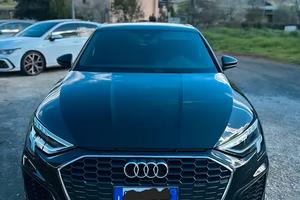 Audi A3 sportbak Sline 150cv automatica.