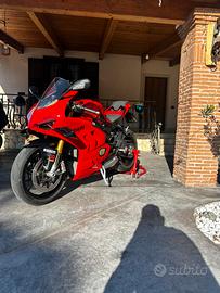 Ducati Panigale v4s