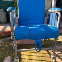 Poltrona comoda, sedia a rotelle comoda