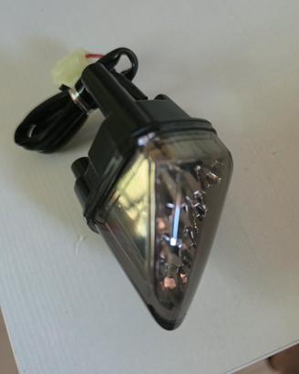 YAMAHA YZF R6 Segnalatore/Luce Centrale Anteriore 
