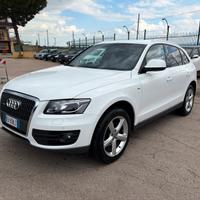 Audi Q5 2.0 TDi S-Line