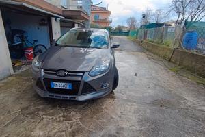 Ford focus individual 2.0tdci 163cv 2013