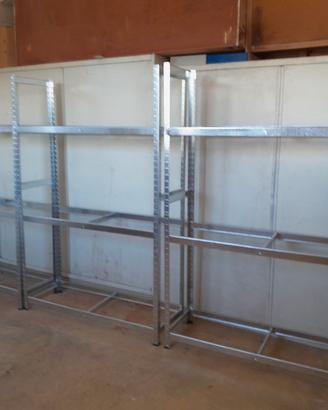 Scaffalature per pneumatici