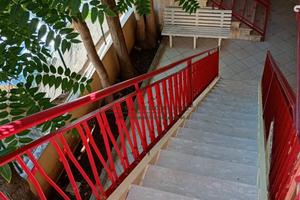 Bilocale primo piano via de gasperi rif. 0054