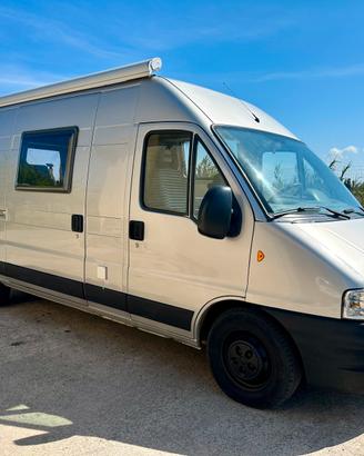 CAMPER VAN PURO FURGONATO KNAUS BOXSTAR 5,60