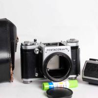 PENTACON SIX CON BIOMETAR 80 MM E PENTAPRISMA 1966