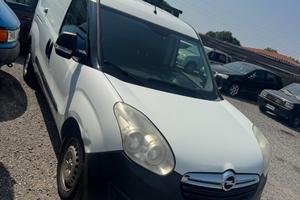 Opel combo maxi cc 1.6 diesel anno 2017