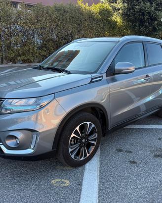 Suzuki Vitara 1.5 140V Hybrid A/T Starview
