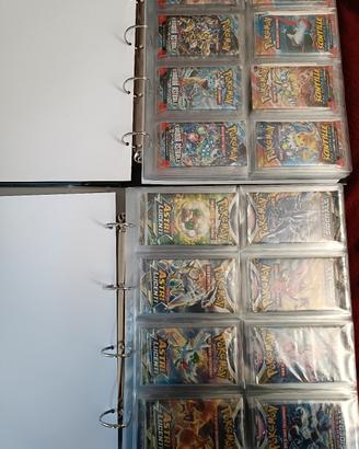 Due top binder con collezione artset Pokémon 