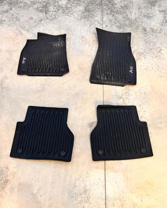 Tappetini + baule ORIGINALI Audi A6 C8