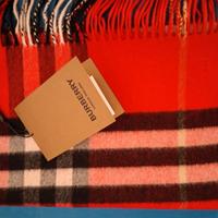 Sciarpa Burberry 100% cashmere NUOVA