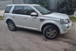 Land Rover Freelander 2.2 SD4 S.W. SE