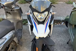 Moto BMW G310 GS adatta a patenti A2