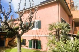 Villa di 221 m² con 5 locali a Fiumicino